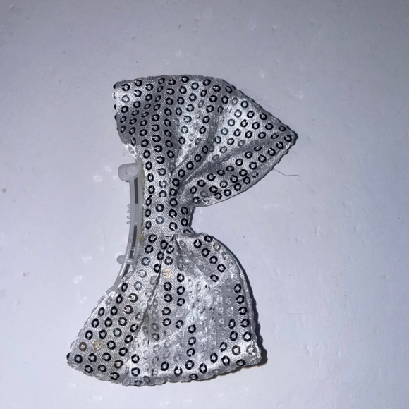 4" Big Dogs Hair Clips for Large Dogs Sequins Hair Side Clips Pet Bowknot White - Picture 3 of 7